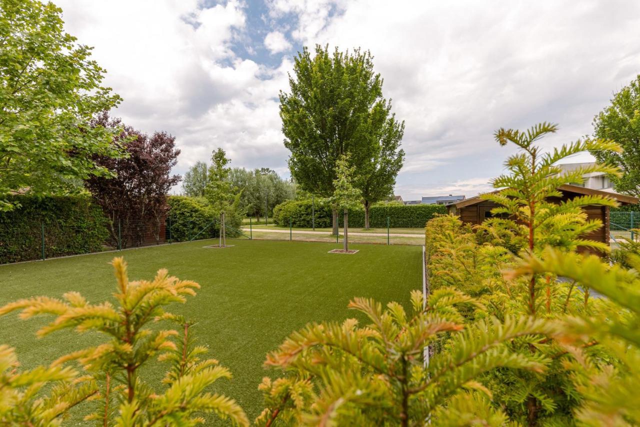 Fantastic Family Villa With Beautiful Garden Ostende Exterior foto